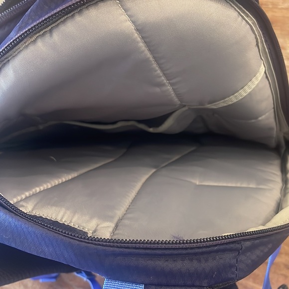 Camelbak backpack - Picture 6 of 8